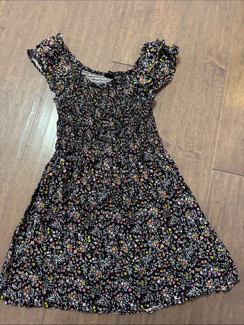 art class Black Floral Smocked Flutter-Sleeve Dress